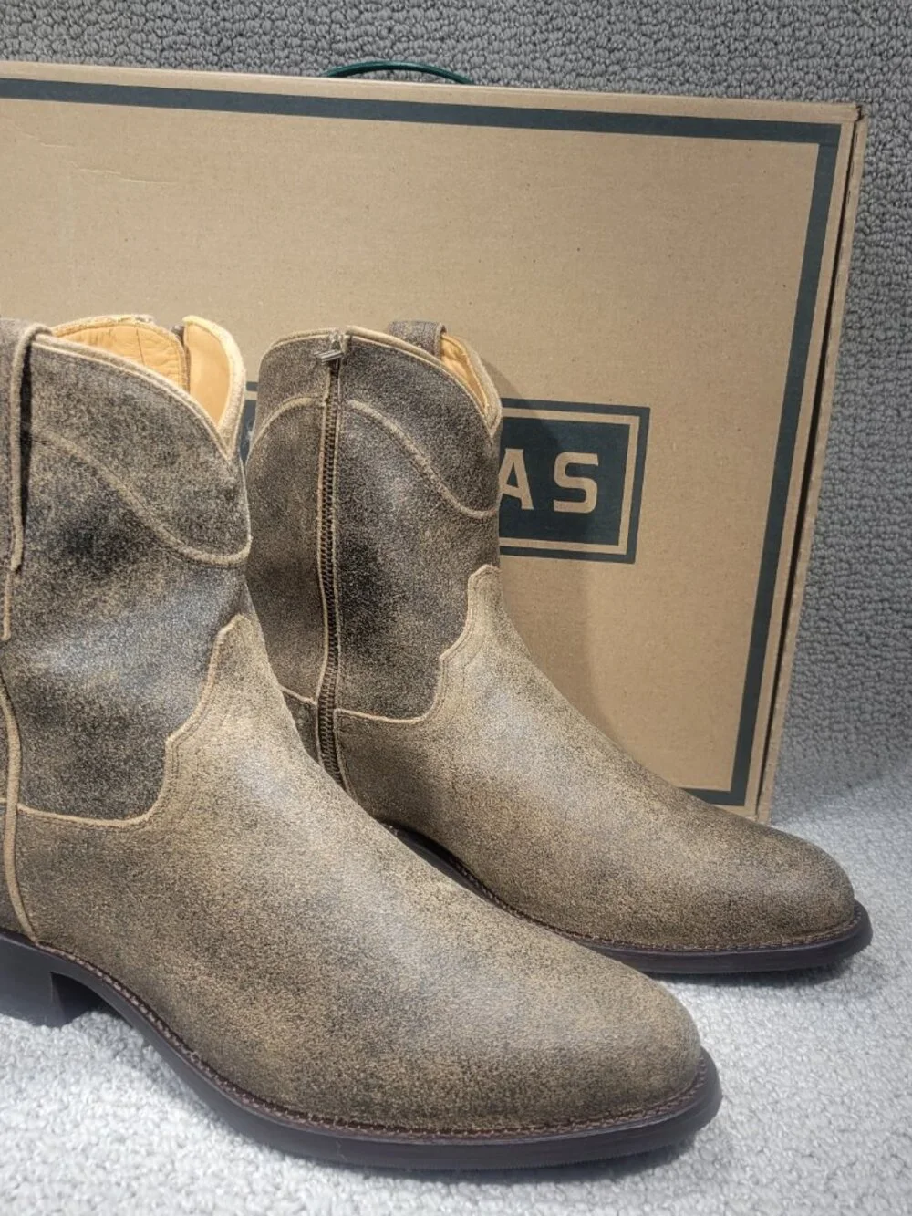 Tecovas The Dean Men's US Size 9 EE Granite Suede Western Zip Boots